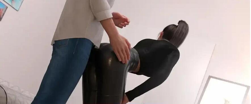 【SD/欧美SLG/汉化/3D】绑定： 扭结约会 Bindr: Kink Dating v0.1.3 汉化版【PC+安卓/700M】